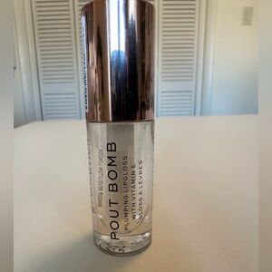 Revolution Pout Bomb Plumping Lip Gloss with Vitamin E - Clear, new